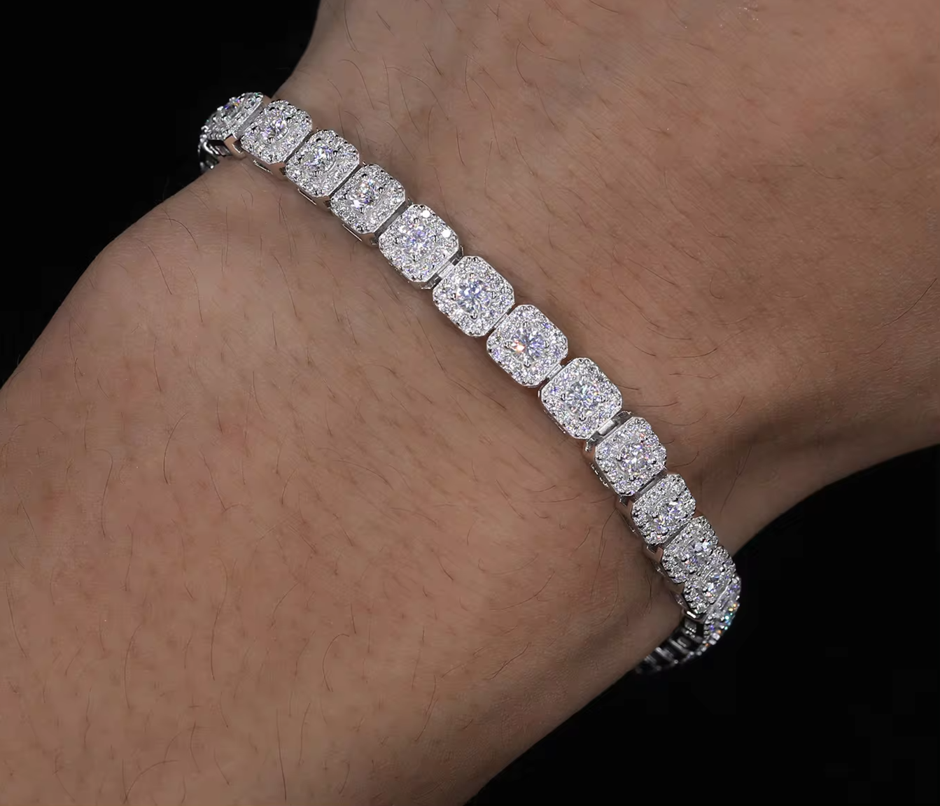 VVS Moissanite Halo Bracelet 